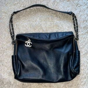 Chanel black shoulder bag